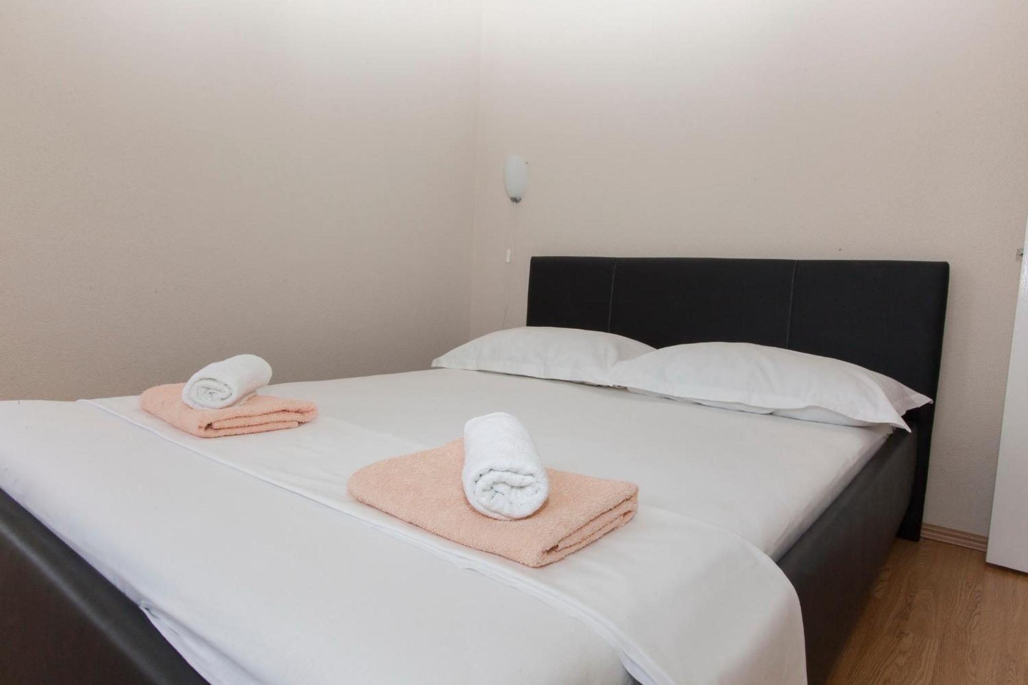 Apartments Damjanovic マカルスカ 部屋 写真