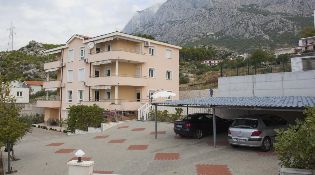 Apartments Damjanovic マカルスカ エクステリア 写真