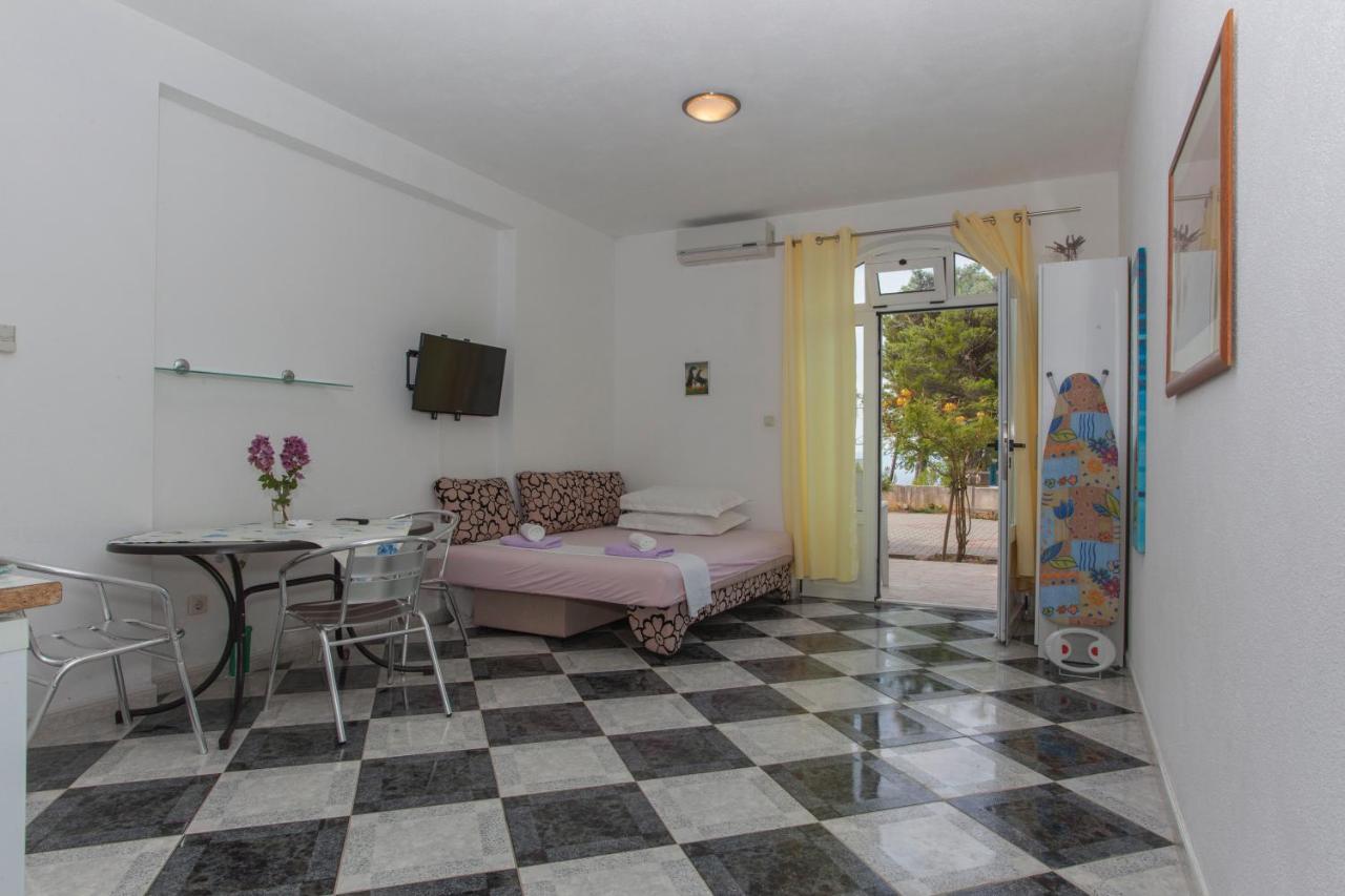 Apartments Damjanovic マカルスカ エクステリア 写真